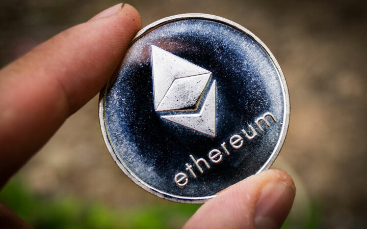 Standard Chartered Expects Ethereum Price to Hit $8,000 by 2026 End