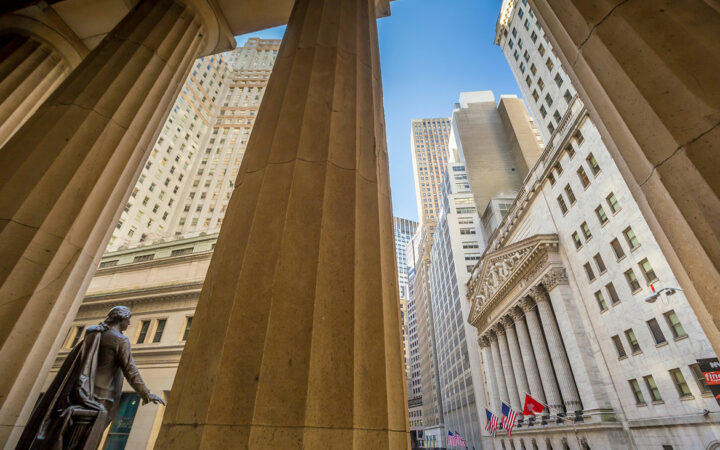 US Stock Futures Go Lower as Q3 Earnings Season Picks Up Steam