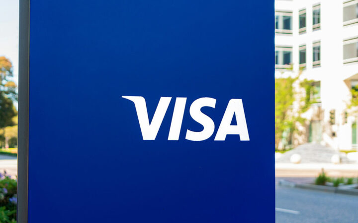 Visa (V) Stock Rises as Q4 2023 Earnings Results Exceed Analyst Expectations