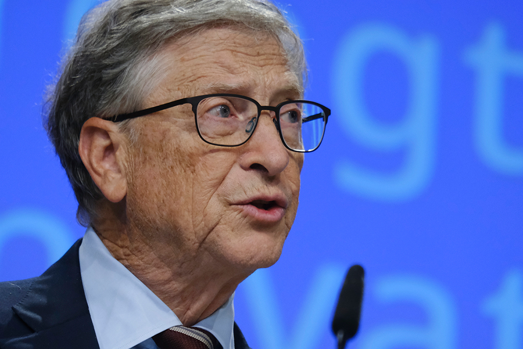 Bill Gates Envisions Three-Day Workweek Powered by AI