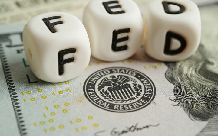 Fed Maintains Target Range for Funds Rate between 5.25-5.50% amid Tightening Monetary Policy to Lower Inflation to 2%