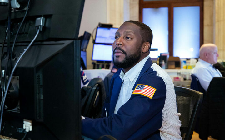 Stock Market Surges on Inflation Optimism: Wall Street Celebrates