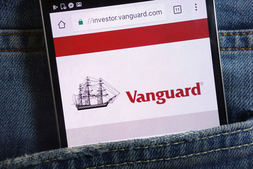 Vanguard CEO Rules Out Bitcoin ETF, Stresses Long-Term Investment