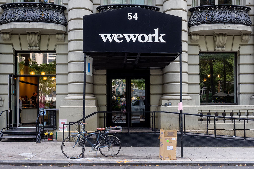 WeWork Planning to File for Bankruptcy Next Week, WE Shares Decline by Around 50%