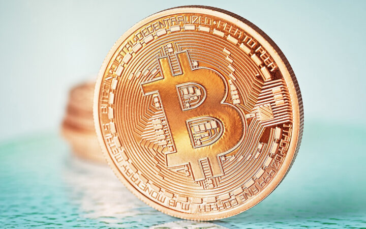 Bitcoin Surges Past $41K as Gold Price Also Hits New ATH