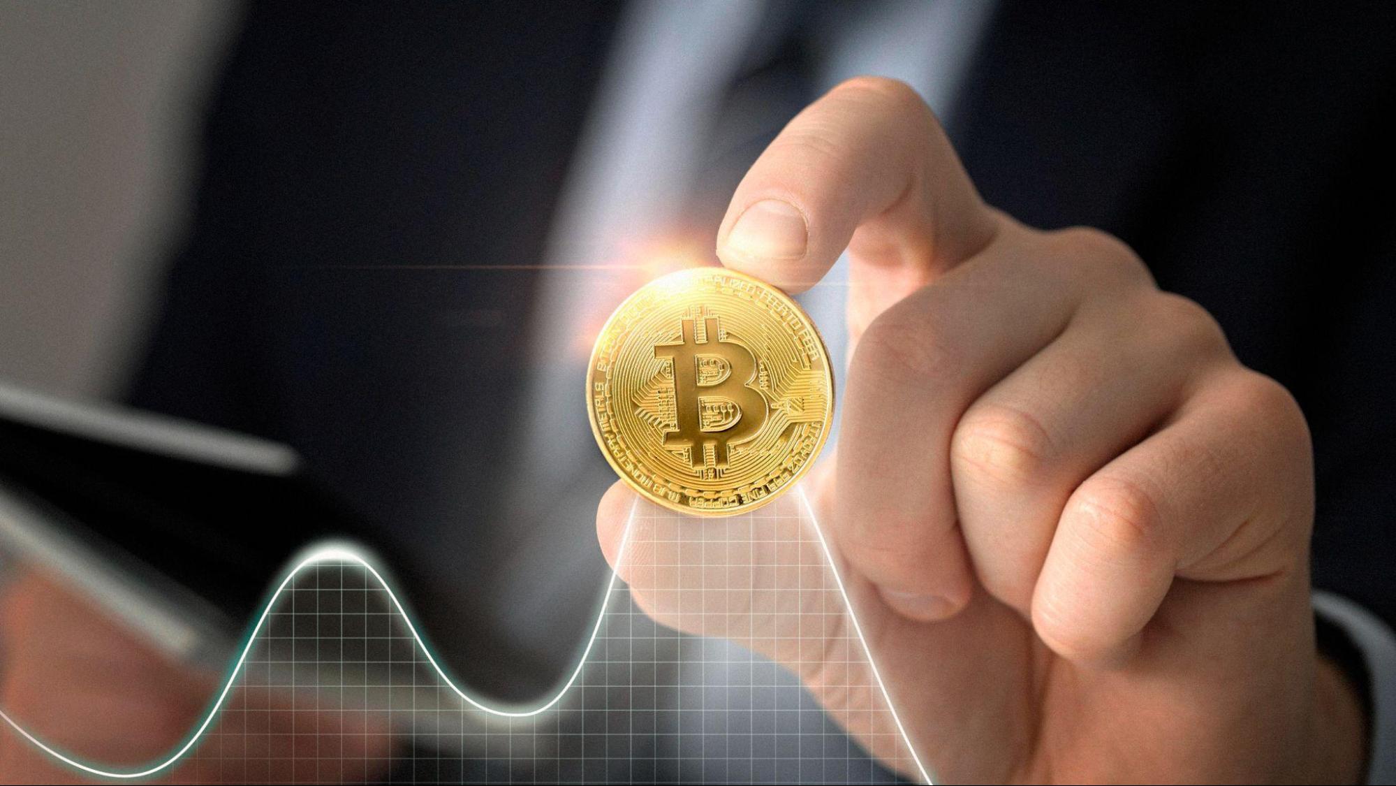 Bitcoin's Potential Surge Sparks Crypto Frenzy, Euler Network Presale at $3.5M, and Solana Dominates Altcoin Horizon