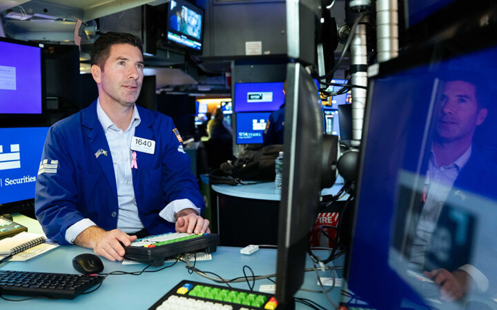 Dow Jones Jumps 500 Points to All-Time High as Fed Keeps Rates Unchanged