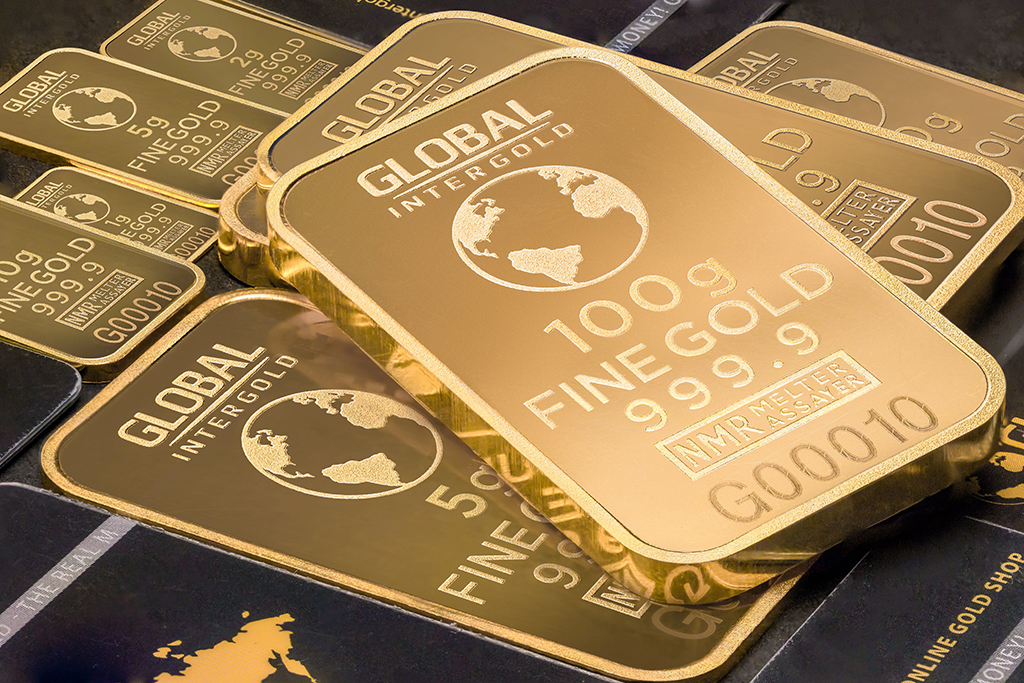 Gold Price Shoots Past $2,100 Hitting New Record High, Rally to Continue