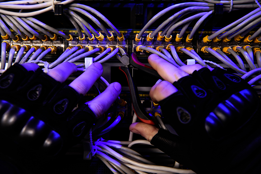 KyberSwap Hacker Demands Full Control of Company