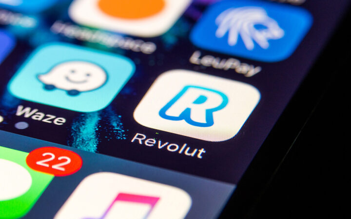 Revolut Halts UK Crypto Services Ahead of FCA Ads Rule Changes