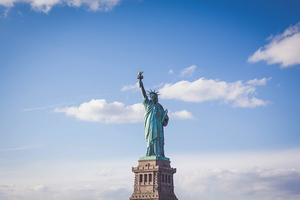 US Recession 2024 Becomes Hot Debate among Economists Sharing Mixed Views