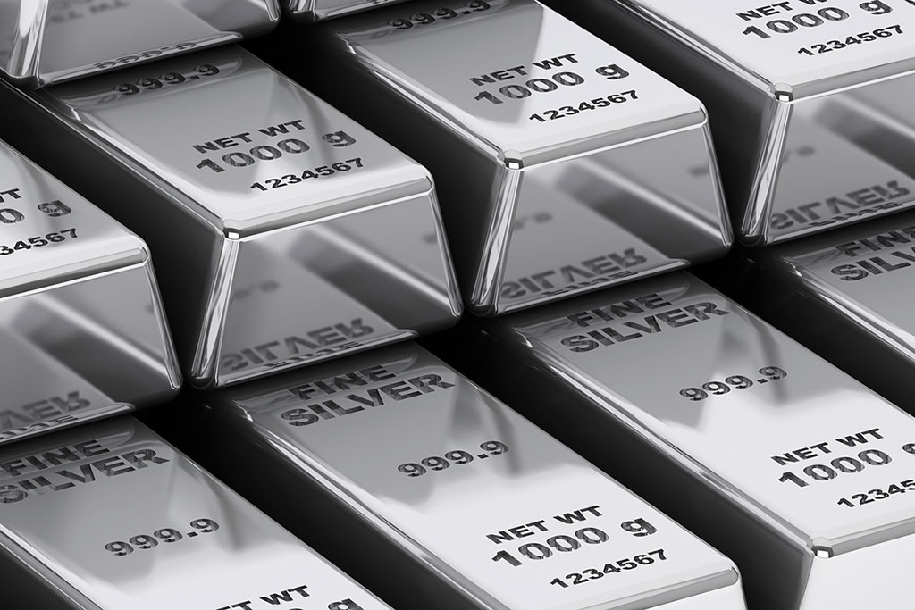 Bitcoin Overtakes Silver to Become Second-Largest ETF Commodity after Gold