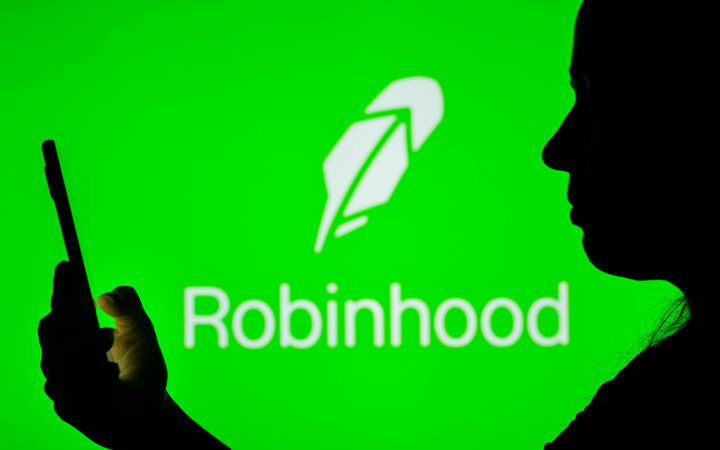 Robinhood Lists All 11 New Spot Bitcoin ETFs
