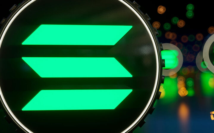 Solana Price Falls Below $95 as YouTuber Predicts $750 for SOL This Year