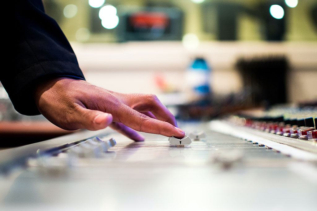Hedera-Based Tune.FM Raises $20M amid Music Industry Shake Up