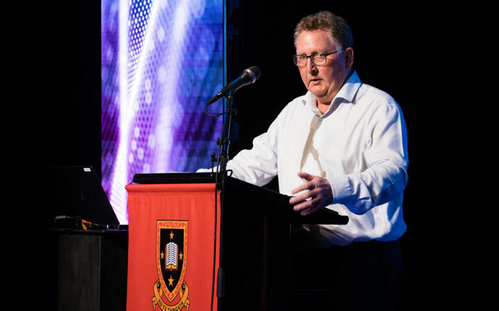 New Zealand Central Bank Governor Slams Stablecoins and Crypto in Favor of Fiat Currency