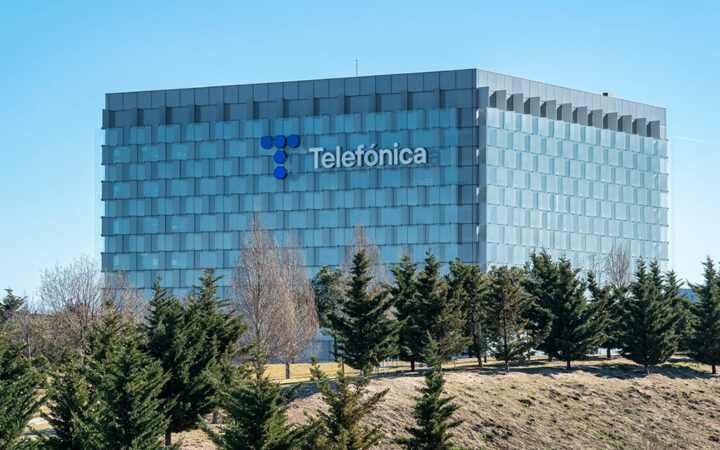 Telefónica Partners Chainlink to Improve Web3 Security and Prevent SIM Swap Attacks