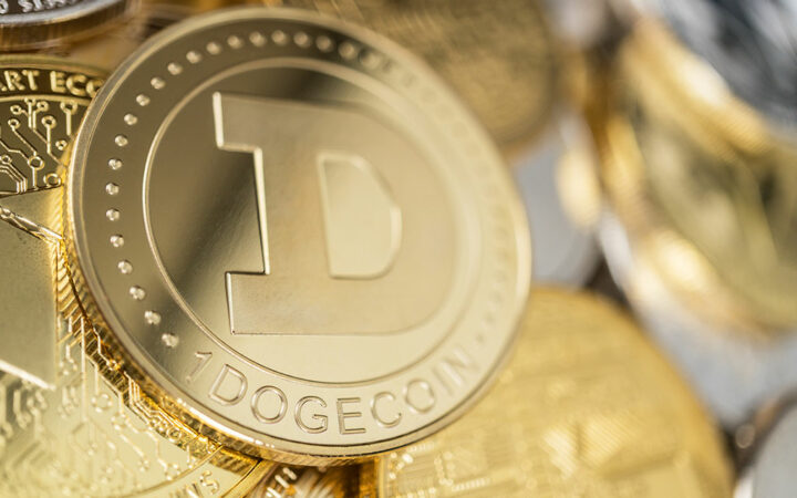 Dogecoin Reaches 27-Month High, Keeps Outperforming Bitcoin: How Much Will DOGE Price Rise in the Short-Term?