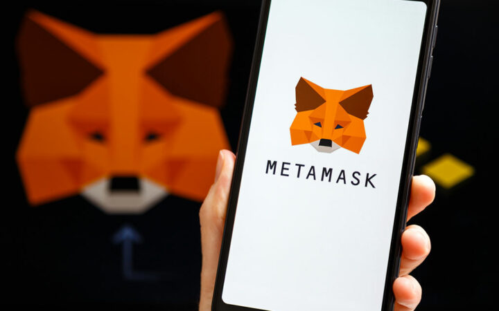 MetaMask Wallet and Mastercard Testing On-chain Payment Card Issued by Baanx