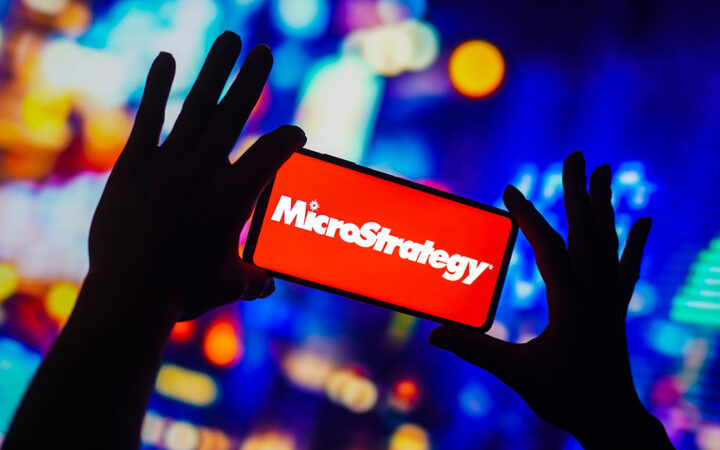 MicroStrategy Increases Its Convertible Debt Offering for Bitcoin Purchases to $700M