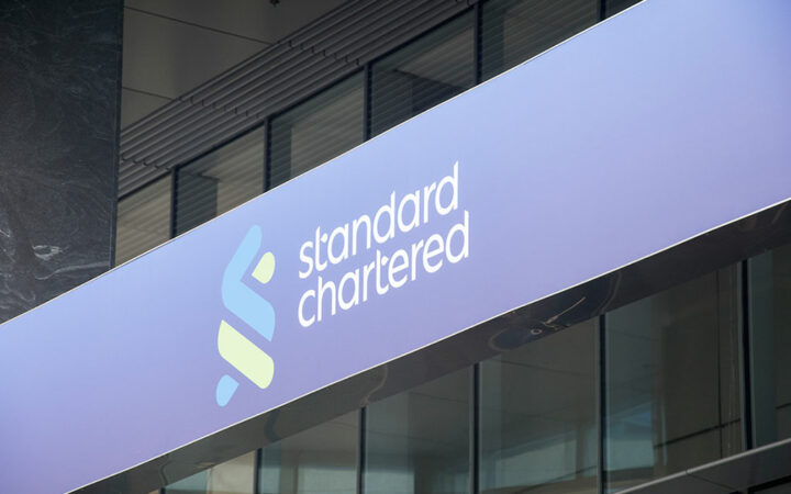 Standard Chartered Raises Its BTC and ETH Forecasts, Bitcoin Can Reach $250K in 2025