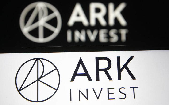 ARK Bitcoin ETF Outflows Surpass Grayscale’s GBTC