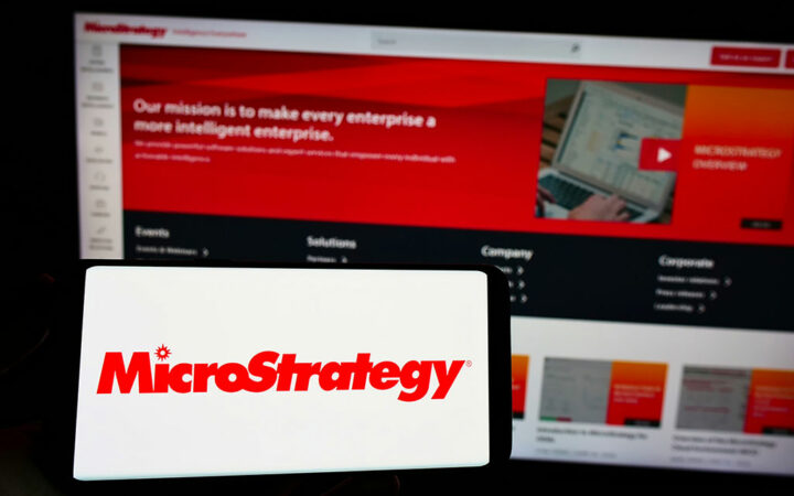 MicroStrategy’s Bold Bitcoin Bet Pays Off as Short Sellers Face $2B Loss