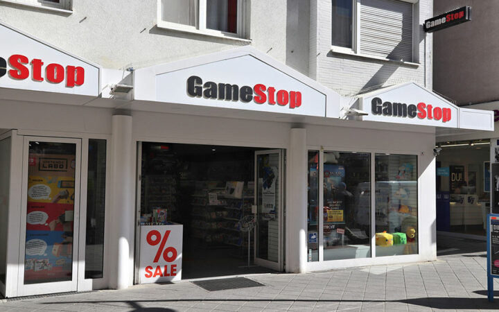 Will GameStop Pump Trigger Crypto Market Rally Similar to 2021? Is Meme Coin Mania Back?