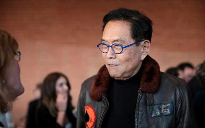 Robert Kiyosaki Says Buy Bitcoin to Protect from USD Collapse