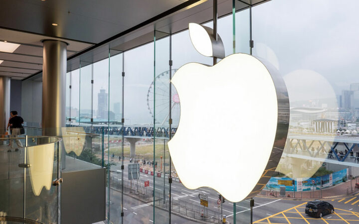 Apple Plans to Unveil iPhone AI Features, Aims to Rival Google and Samsung