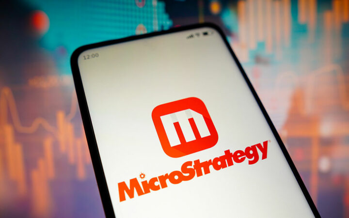 Bitcoin Holder MicroStrategy Faces Nearly $7B in Short Positions