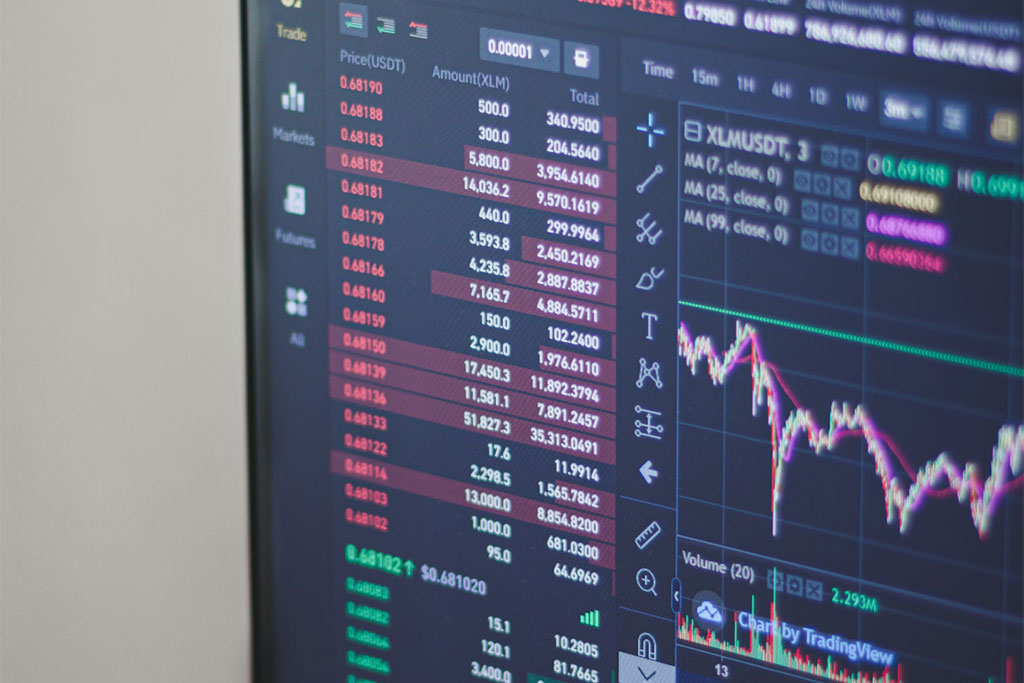 Crypto Investors Eye BlockDAG for Massive ROI as Solana Price Surges and GameStop Stocks Breakout 