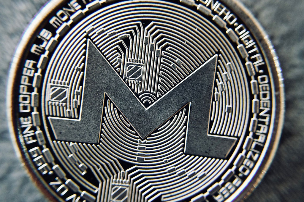 Monero (XMR) Stages Rebound After Binance Delisting, Golden Cross Hints at Further Upside