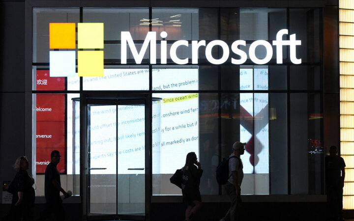 New Crypto Tokens Surge amid Microsoft Glitch and Internet Outage