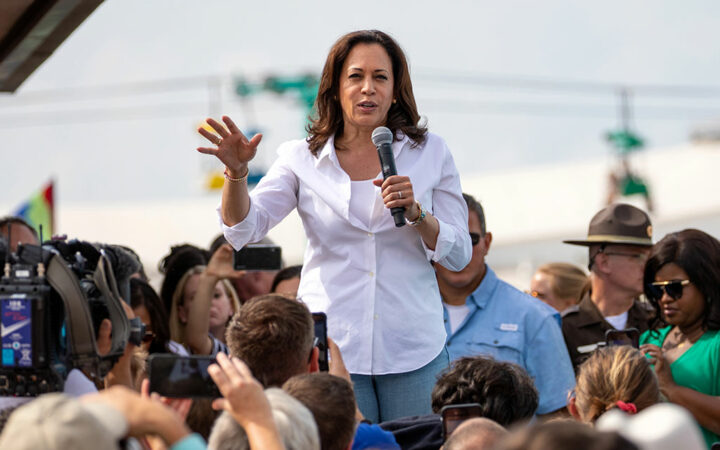 Kamala Harris Should Attend Next Crypto Conference, Democratic Party Donors Say