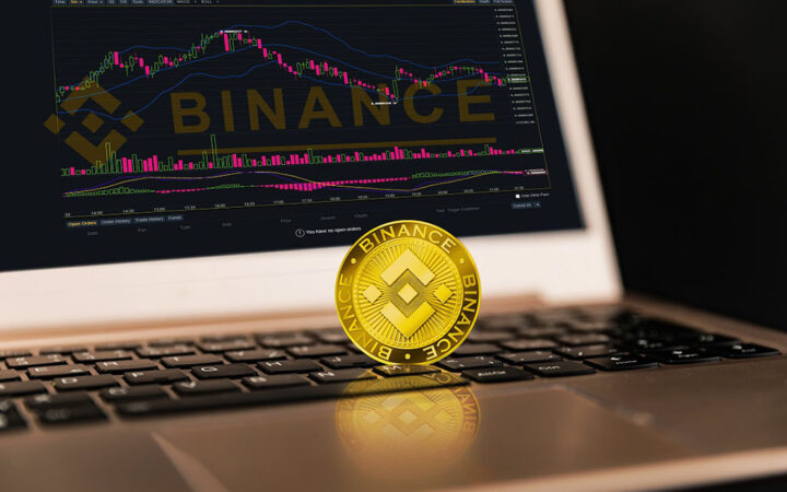 Former Binance CEO Changpeng Zhao Moved From Federal Prison to Halfway House, BNB Price Signals Bullish Breakout