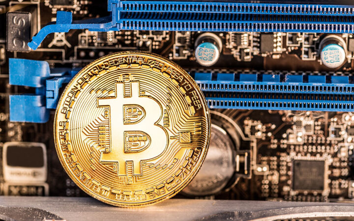 Bitcoin Miner Reserves Peak at Two-Year High, Raising Price Drop Concerns