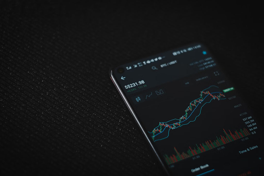 Is BlockDAG the Next Crypto Giant? 1,680% Growth Rivals Solana and Bitcoin Cash, Drawing New Buyers