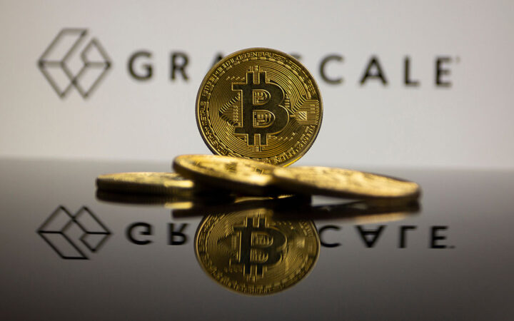 Grayscale’s Bitcoin Holdings in GBTC Plummet Over 60% Amid ETF Competition