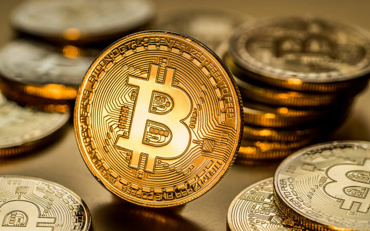 Bitcoin Price Below $60K as US Spot BTC ETFs Registered Second Day of Consecutive Cash Outflow