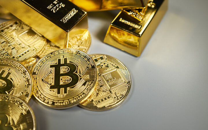 Robert Kiyosaki Advises Investors to Start Purchasing Bitcoin, Gold and Silver as US Debt Deepens