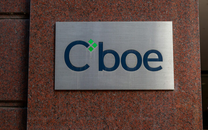 VanEck and 21Shares Solana ETFs Pulled from Cboe Website, Sparking Rumors of Possible Denial