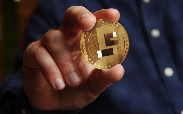 FDUSD Shrinks by $390M in One Week amid Bitcoin Downturn