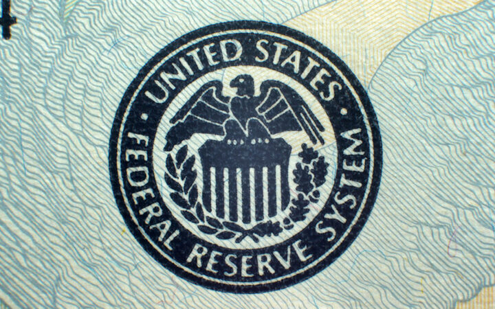 Arthur Hayes Doubts Fed Rate Cuts Will Lift Bitcoin amid Reverse Repo Shift
