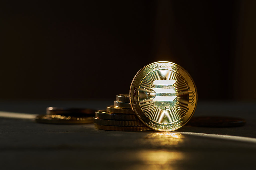 Solana (SOL) Shows Signs of Recovery as FTX Unstakes $23M Tokens