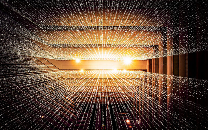 De-Capital: Redefining Venture Capital through DAO Governance