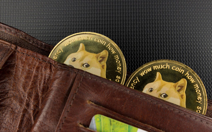 Dogecoin Prepares for Breakout: Fibonacci Levels Hint at $0.425 Target