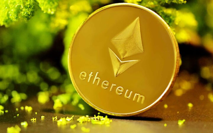 Ethereum Plunges Below $2,310 as Analysts Predict Critical $2,000 Support Test