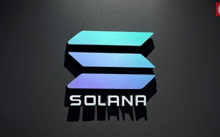 Solana Fell Behind USDC: Can SOL Survive the Selloff?