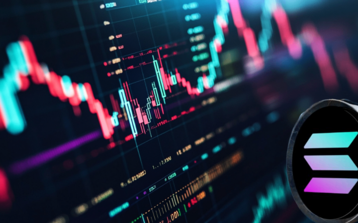 Solana Price Forecast: SOL Forms Golden Cross Amid $780M Staking Outflows